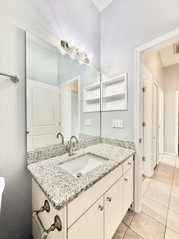Building Photo - 4768 Ridgemoor Cir