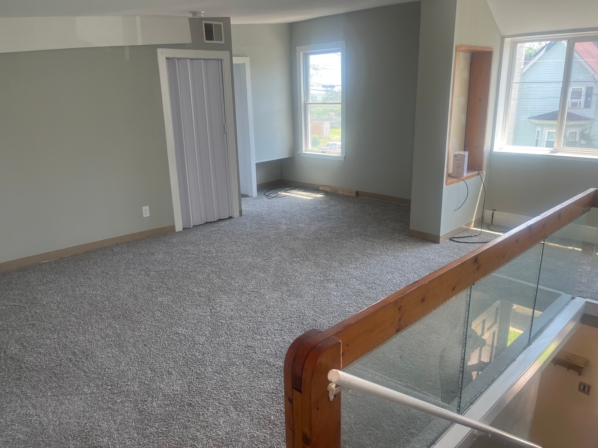 Family room - 13 S Congress St