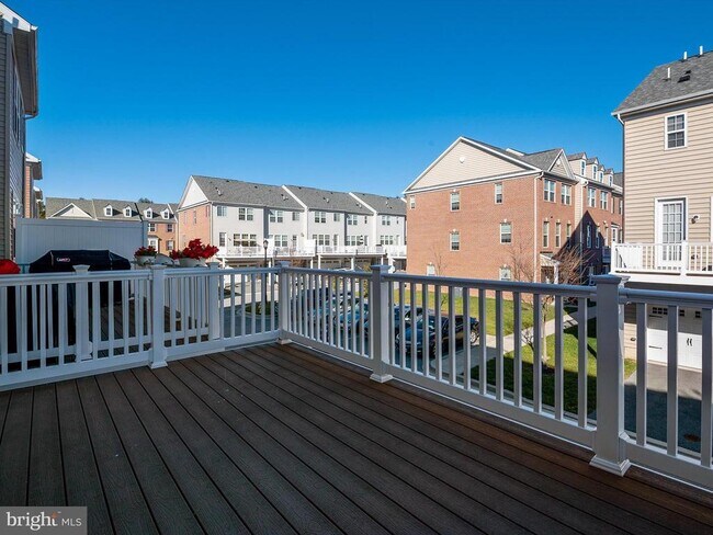 Building Photo - 1047 Ironwood Ln