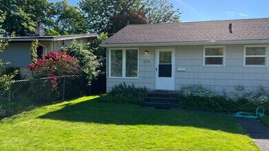 Building Photo - 32143La