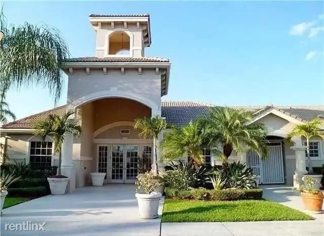 Primary Photo - 5001 Wiles Rd