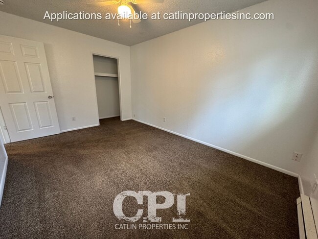 Building Photo - 1110 N. St- Kelso, WA
