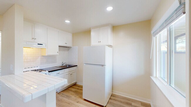 Building Photo - 15443 Marty Dr