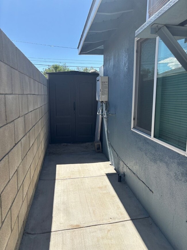 Building Photo - 44147 Fig Ave