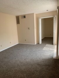 Building Photo - AM-WALNUT