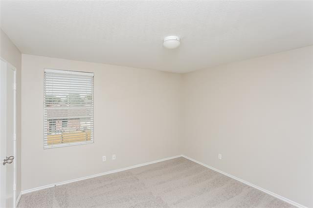 Building Photo - 9208 Quarter Horse Ln