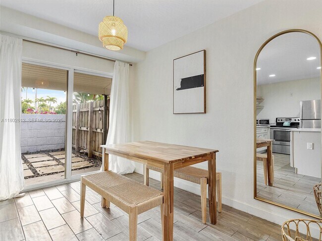 Building Photo - 300 SW 23rd St