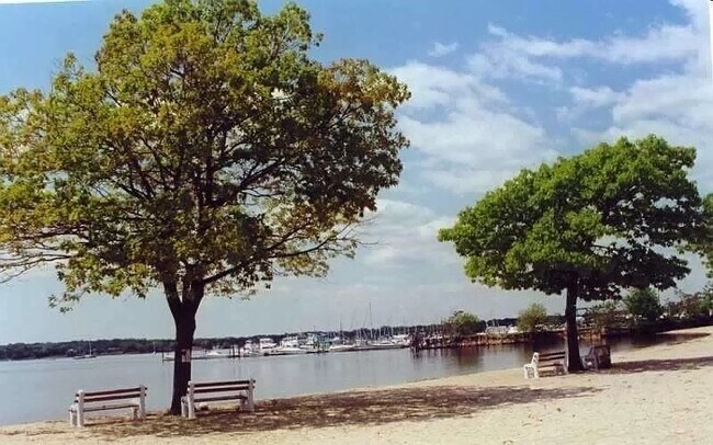 Building Photo - 41 Dunes Ln