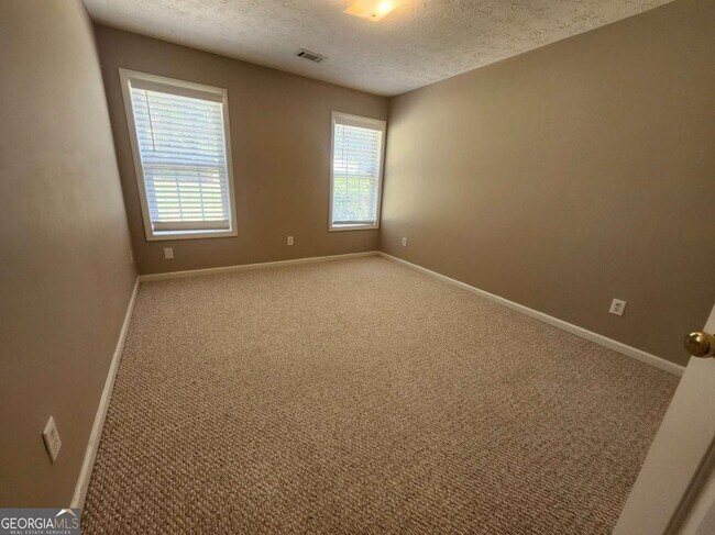 Building Photo - 1052 Ludwick Way