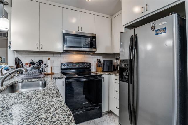 Building Photo - 2817 Cumberland Dr