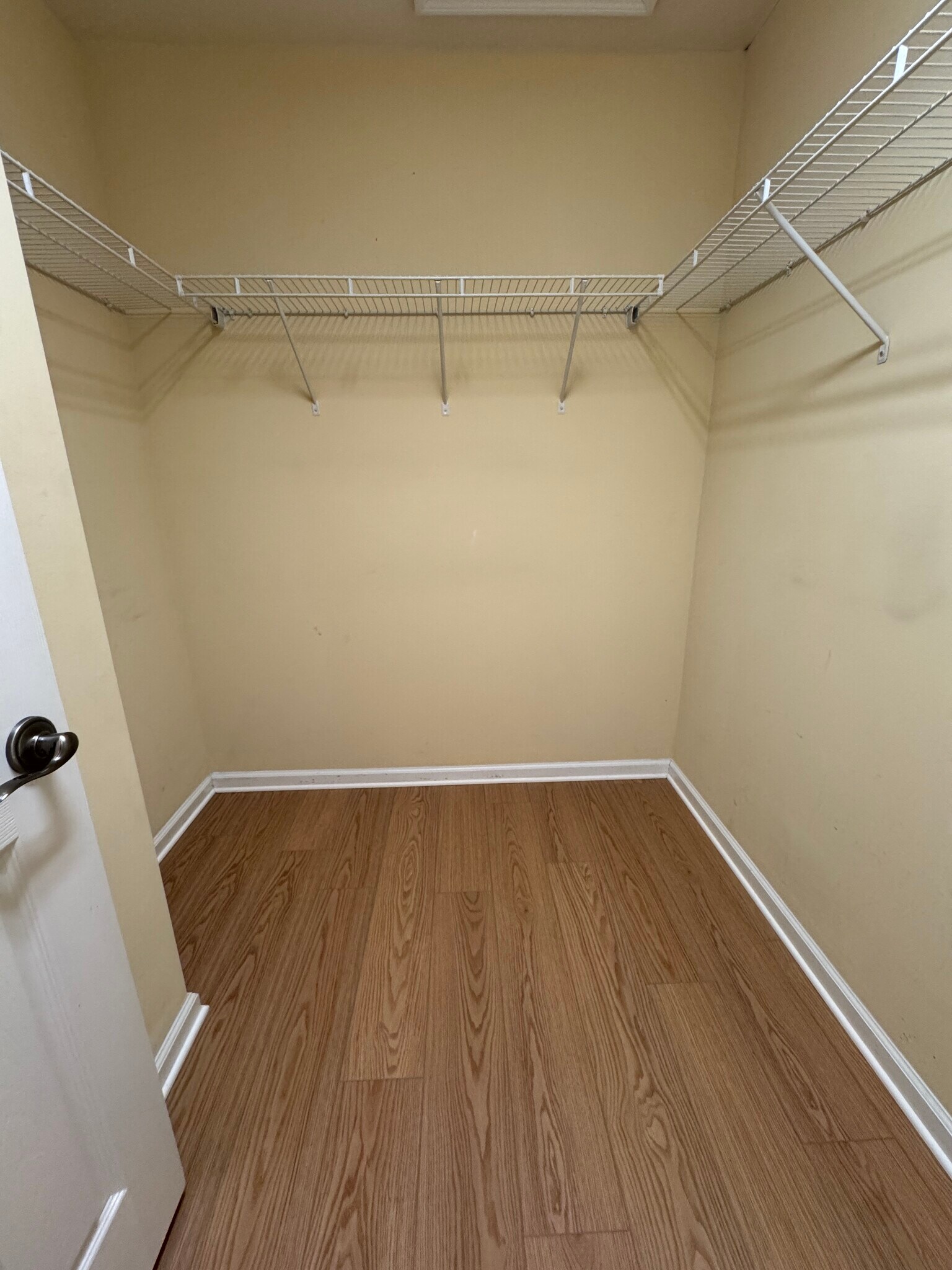 Building Photo - 2391 White Sands Dr