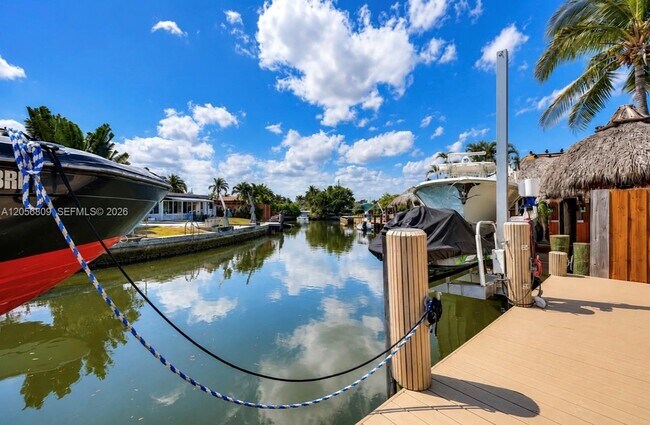 Building Photo - 963 Nautilus Isle