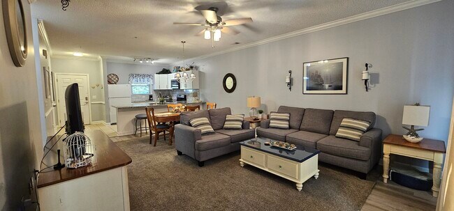 Building Photo - 304 Kiskadee Loop