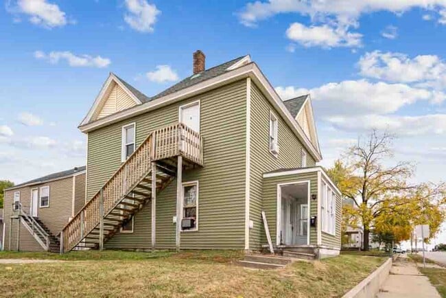 Building Photo - 1632 Waterloo Rd