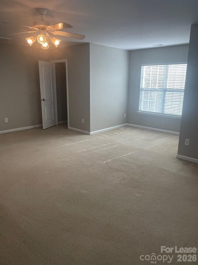 Building Photo - 13606 Delstone Dr