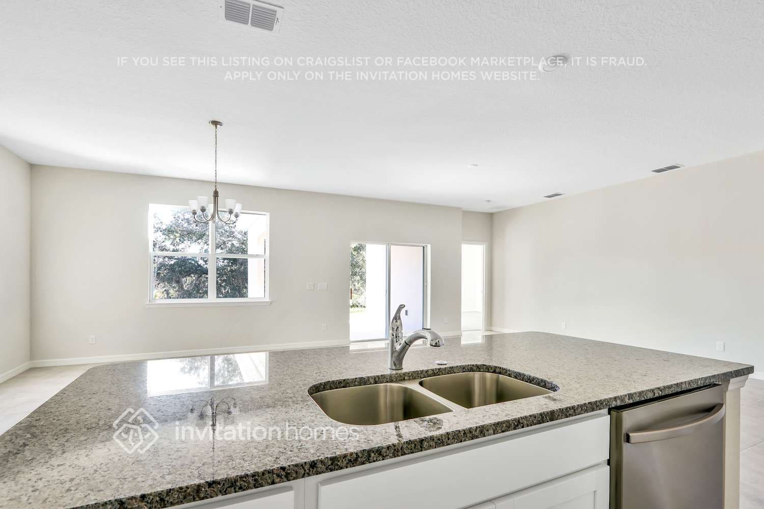 Building Photo - 4924 Autumn Ridge Dr