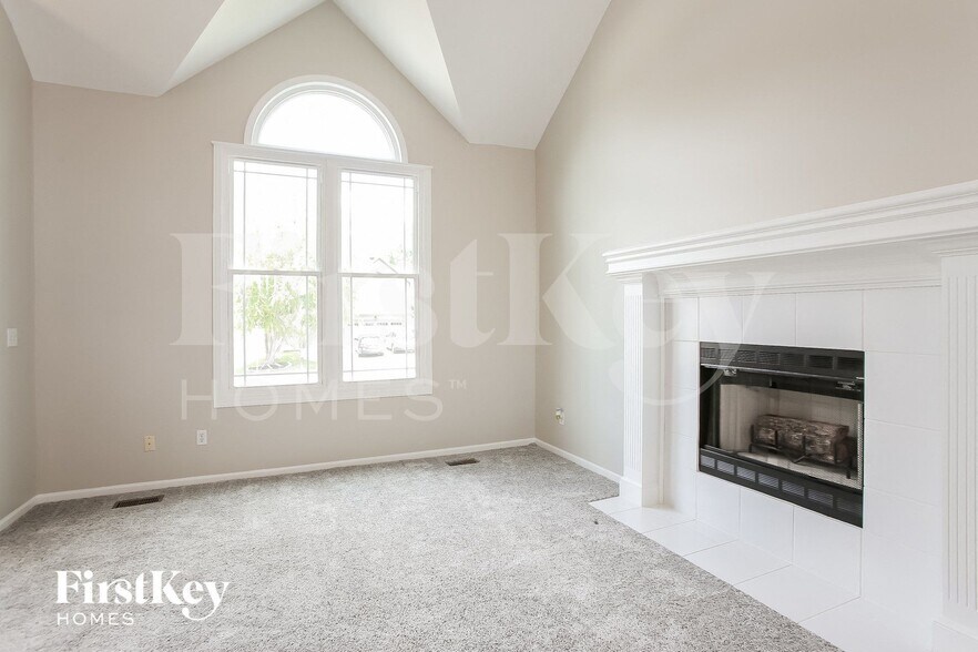 Building Photo - 5001 NW 90th St