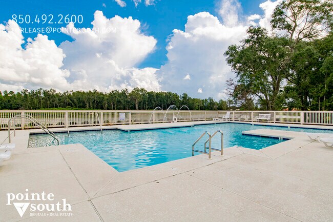 Building Photo - 7063 Abigail St