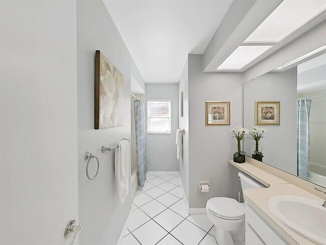 Building Photo - 240 Whisper Lake Rd