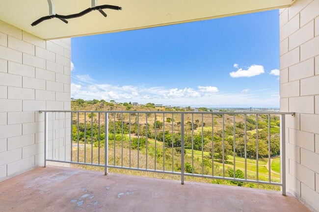 Building Photo - Spacious 2 bedroom 2 bath with Resort Style Amenities!