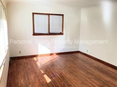 Building Photo - 1818 5th Ave S