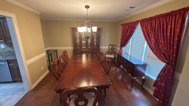 Building Photo - 983 Rolling Oaks Ln