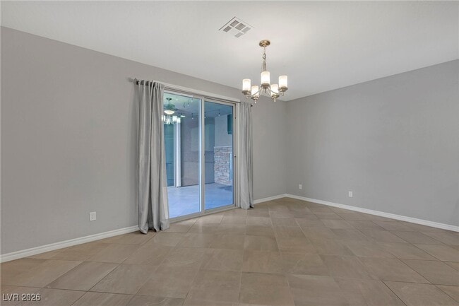 Building Photo - 1008 Solaris Glow St