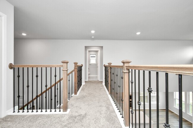 Building Photo - 1218 Raburn Run Ln