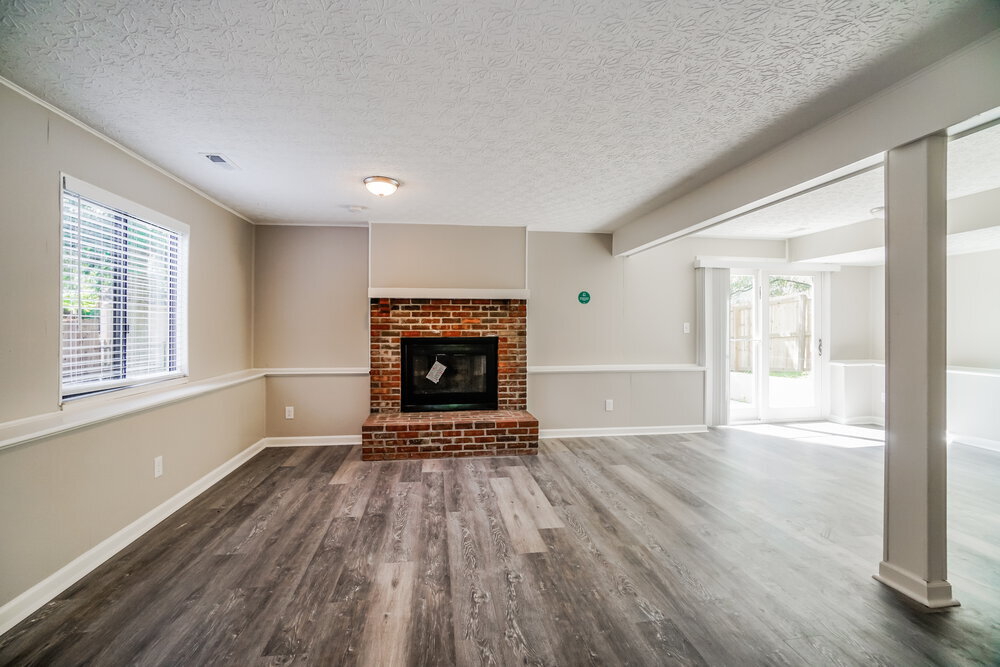 Building Photo - 1713 Willowpark Ct