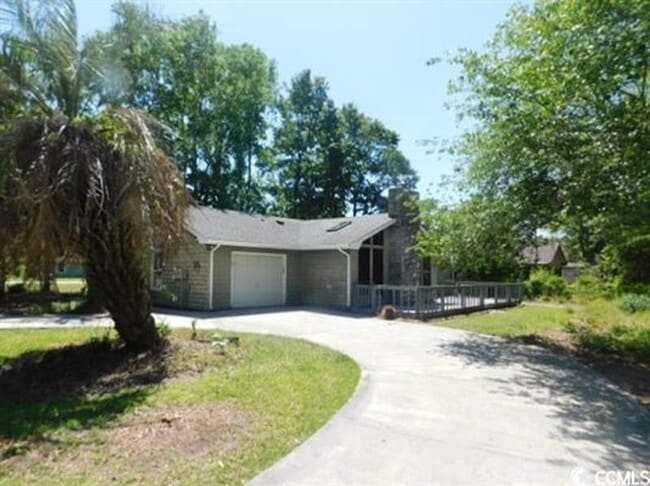 Building Photo - 51 Plantation Rd