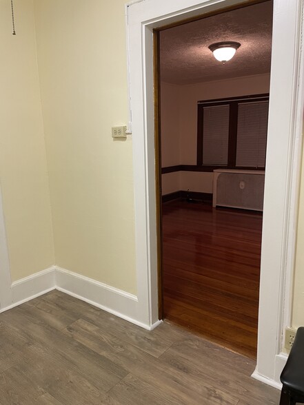 Kitchen nook - dining room - 340 Highland Ave