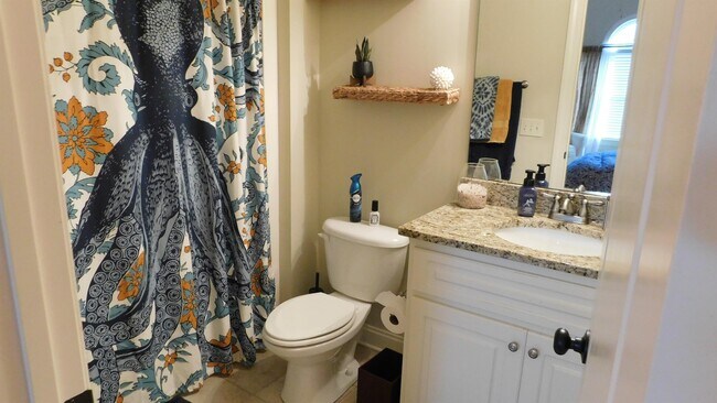 Building Photo - 400 Beaumont Park Cir