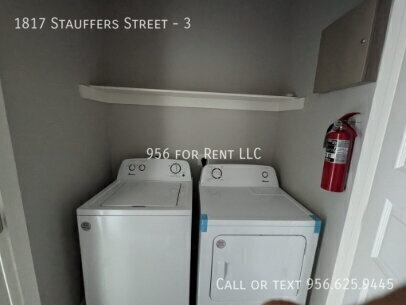 Building Photo - 1817 Stauffers St