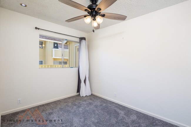 Building Photo - 94-1063-1063 Kaukahi Pl
