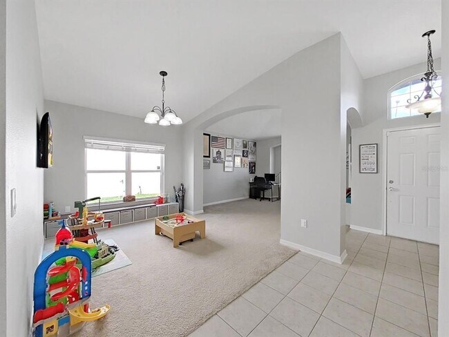 Building Photo - 14066 Finsbury Dr