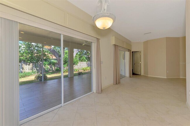Building Photo - 4350 Iola Dr