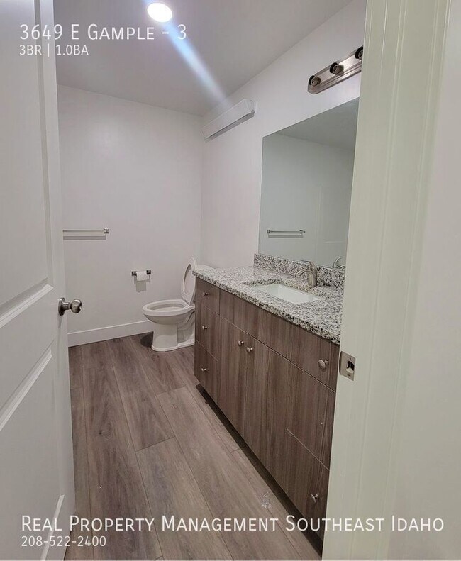 Building Photo - 3649 E Gample-3