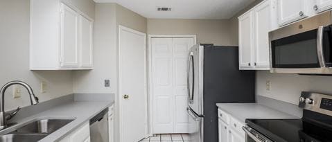 Building Photo - 4844 Thistledown Dr