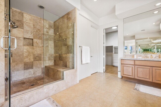 Building Photo - 48474 Vista Palomino