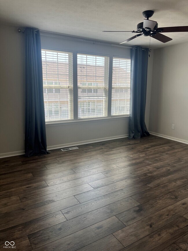 Building Photo - 12721 Tamworth Dr