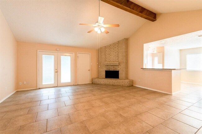 Building Photo - 2527 Colonial Ridge Dr