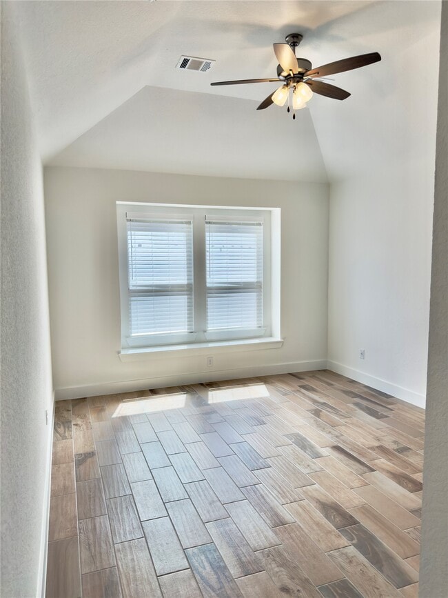 Building Photo - 15206 Cortines Ct