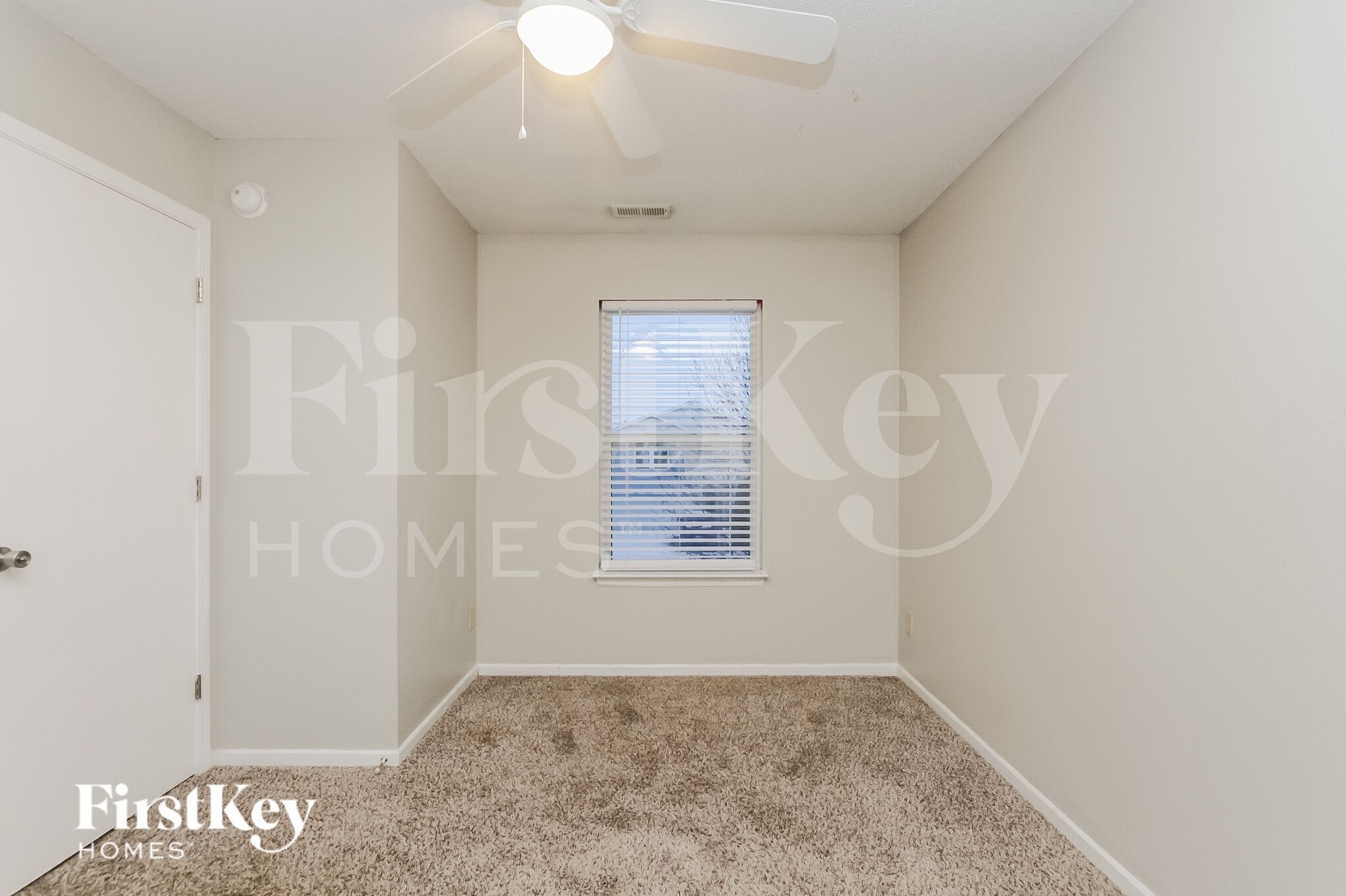 Building Photo - 2391 Providence Ct