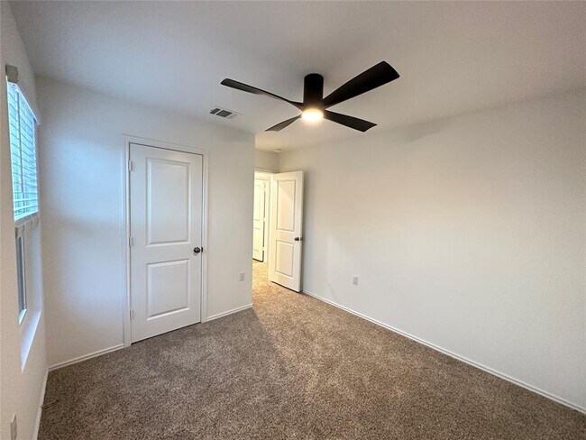 Building Photo - 14212 Heimhome Bnd