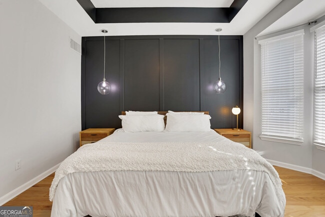 Building Photo - 375 Highland Ave NE