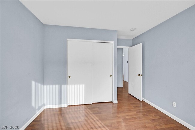 Building Photo - 1199 Sunfire Ave