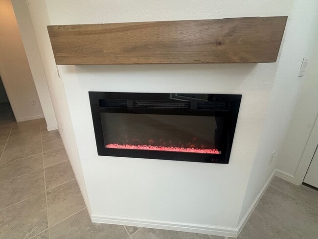 Building Photo - Stunning 3/2 in 55+ Stone Creek - Will rent quick