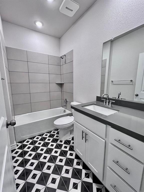 Building Photo - 4701 Lavender Field Path