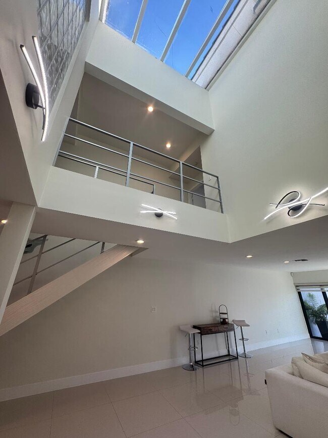 Building Photo - 1127 Boca Cove Ln