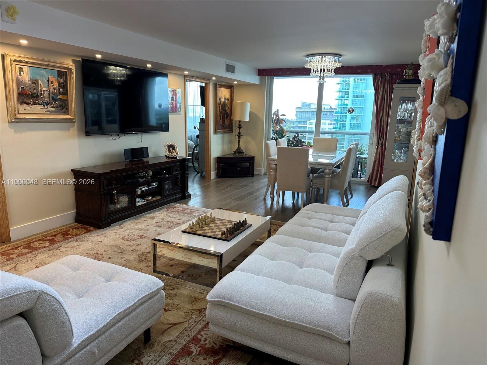 Building Photo - 6039 Collins Ave